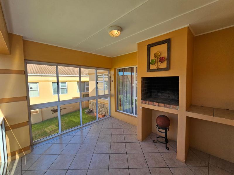 2 Bedroom Property for Sale in Wavecrest Eastern Cape